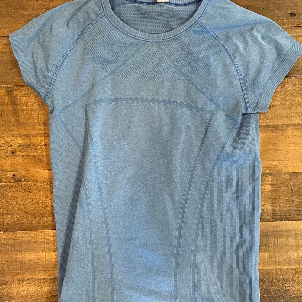 Ivivva by Lululemon Blue Top